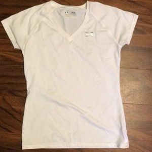 Soft under armour workout tee